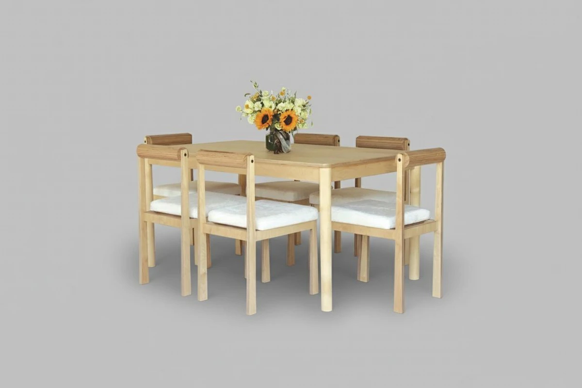 Dining table and chairs میز ناهار خوری و صندلی
